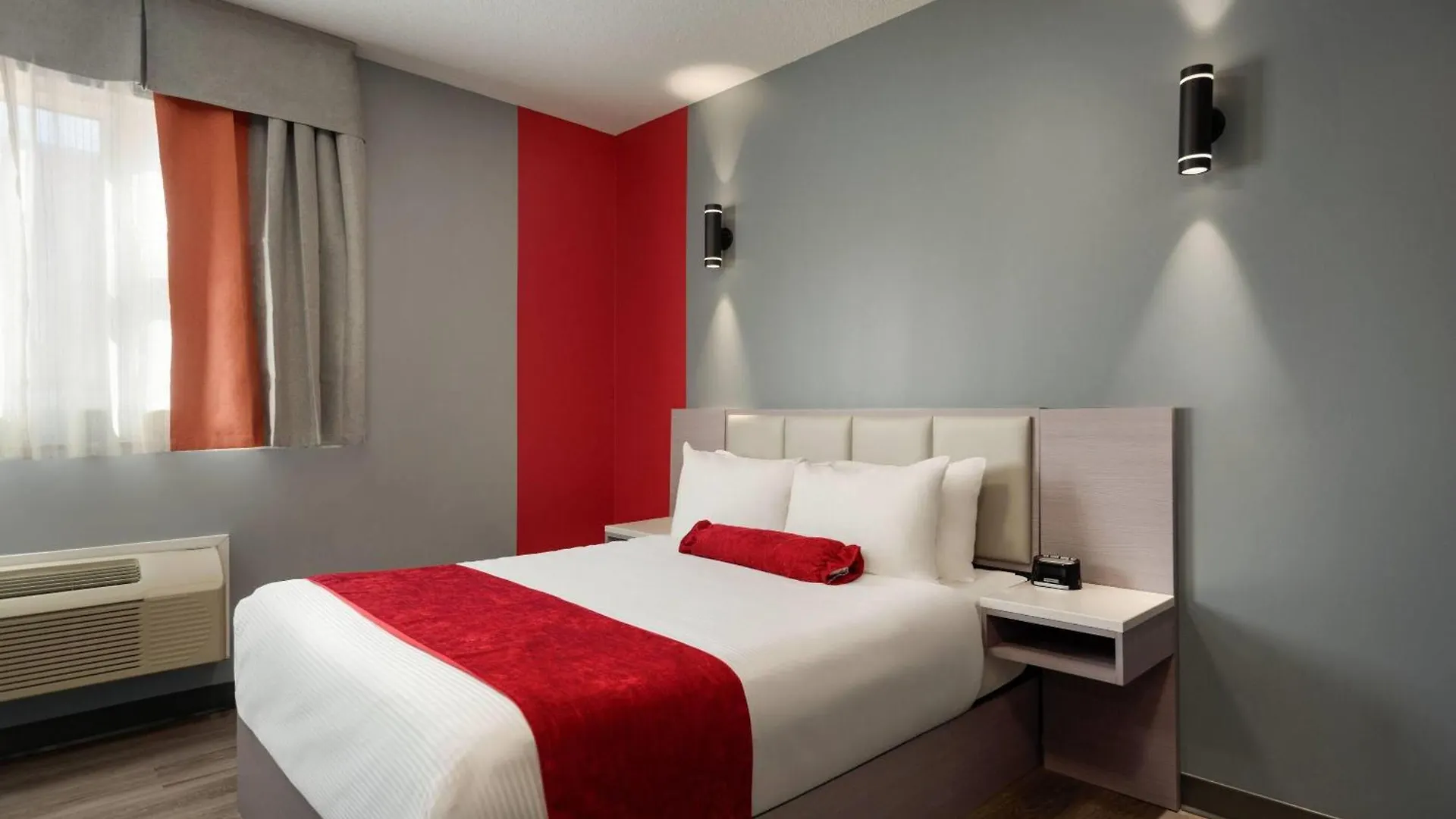 Ramada By Wyndham West Edmonton Hotel & Suites 3*,  Canada