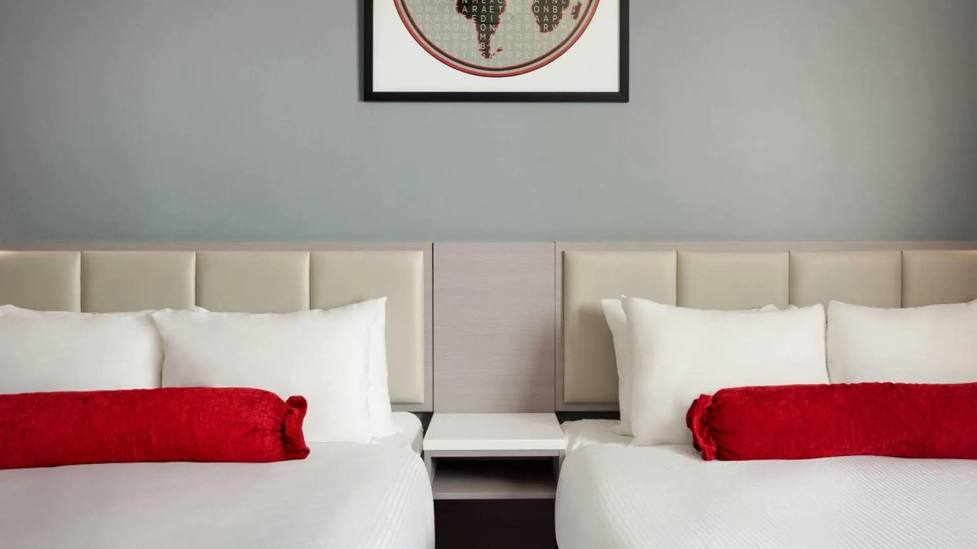 Ramada By Wyndham West Edmonton Hotel & Suites